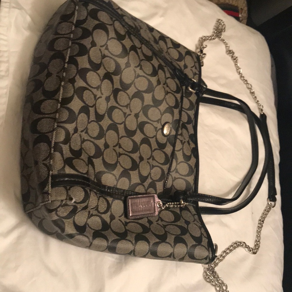 Coach satchel purse. SALE!!!! Make an Offer!